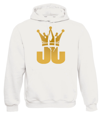 Weißer Hoodie mit goldener JJ-Krone auf der Brust – hochwertiger Kapuzenpullover im Signature-Design von Jo Jonas für Fans und Streetwear-Liebhaber.