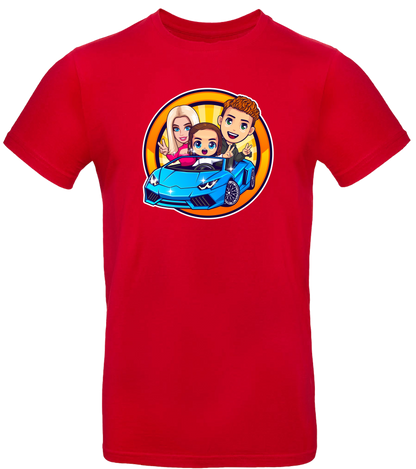 Rotes T-Shirt mit buntem Comic-Motiv: drei Figuren in einem blauen Sportwagen vor orangem Hintergrund

